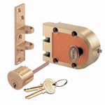 yale jimmy proof lock