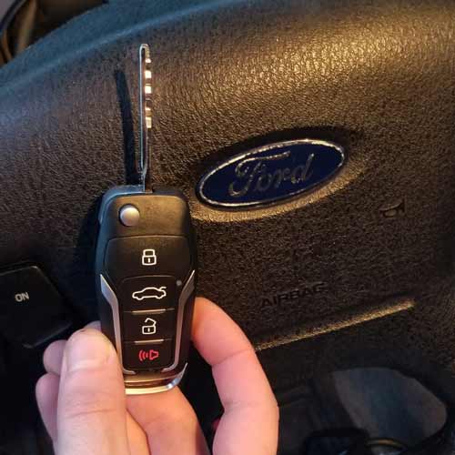 fast lockout and car key replacement